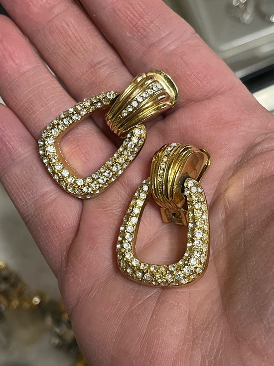 Christian Dior Vintage Clip On Earrings - Picture 11 of 14